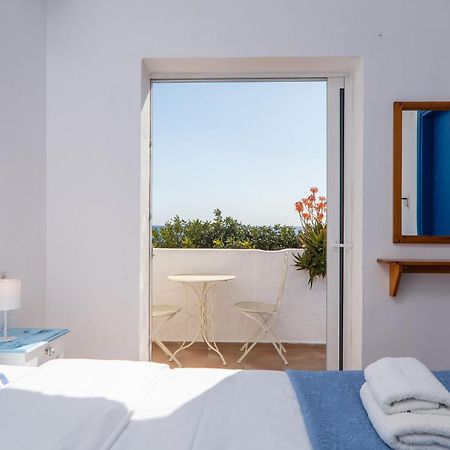 Babis & Popi Rooms And Studios Frangocastelo Ngoại thất bức ảnh