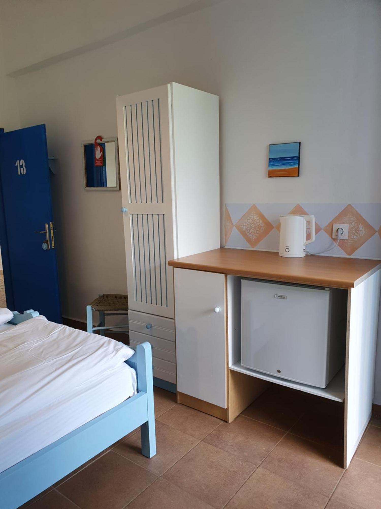 Babis & Popi Rooms And Studios Frangocastelo Ngoại thất bức ảnh